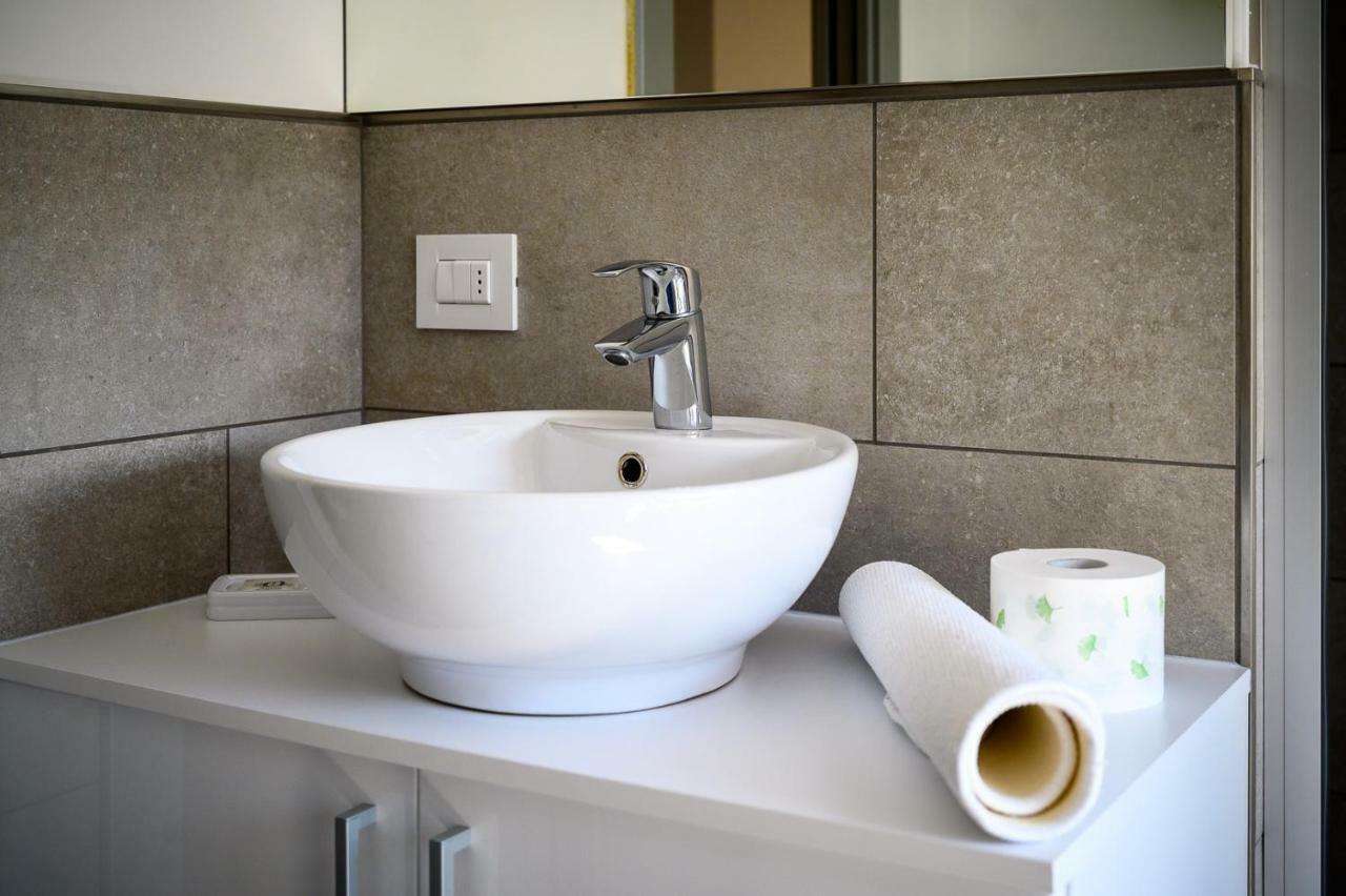 Old Town Apartments Tirano Ngoại thất bức ảnh