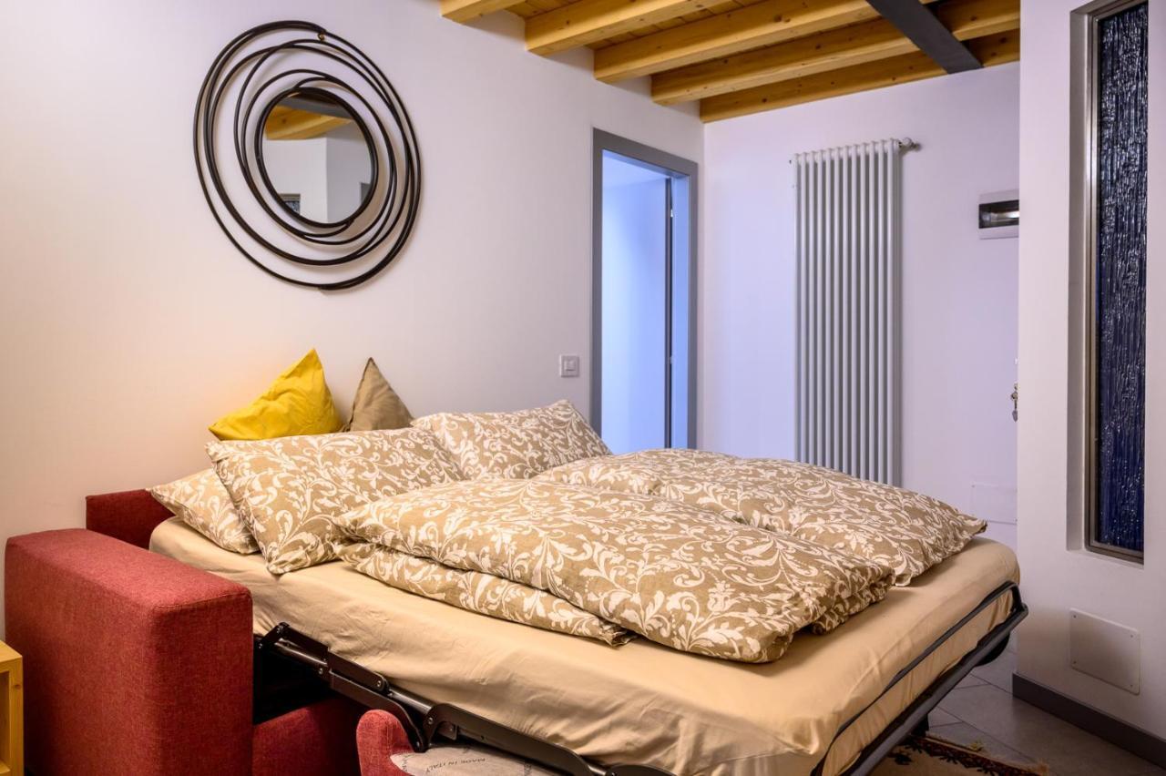 Old Town Apartments Tirano Ngoại thất bức ảnh